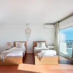 Luxe Penthouse, Bbq, Jacuzzi, Games, Ocean View, Oura 2-Min Walk - By Seareen Apartman Albufeira