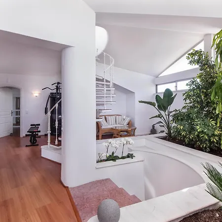 Appartamento Luxe Penthouse, Bbq, Hot Spa, Games, Ocean View - By Seareen Albufeira