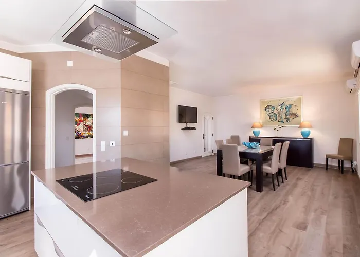 Luxe Penthouse, Bbq, Hot Spa, Games, Ocean View - By Seareen Apartmán *