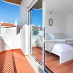 Luxe Penthouse, Bbq, Jacuzzi, Games, Ocean View, Oura 2-min Walk - By Seareen Apartment *