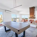 Apartment Luxe Penthouse, Bbq, Jacuzzi, Games, Ocean View, Oura 2-min Walk - By Seareen Albufeira