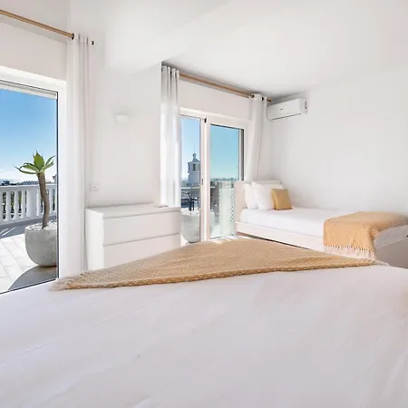 Apartment Luxe Penthouse, Bbq, Jacuzzi, Games, Ocean View, Oura 2-min Walk - By Seareen