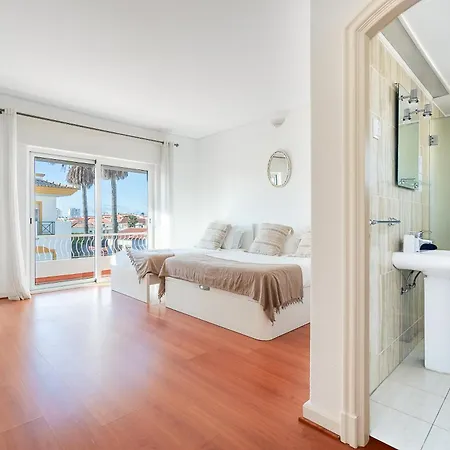 Luxe Penthouse, Bbq, Jacuzzi, Games, Ocean View, Oura 2-min Walk - By Seareen Albufeira