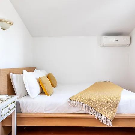 Luxe Penthouse, Bbq, Jacuzzi, Games, Ocean View, Oura 2-min Walk - By Seareen Apartment *